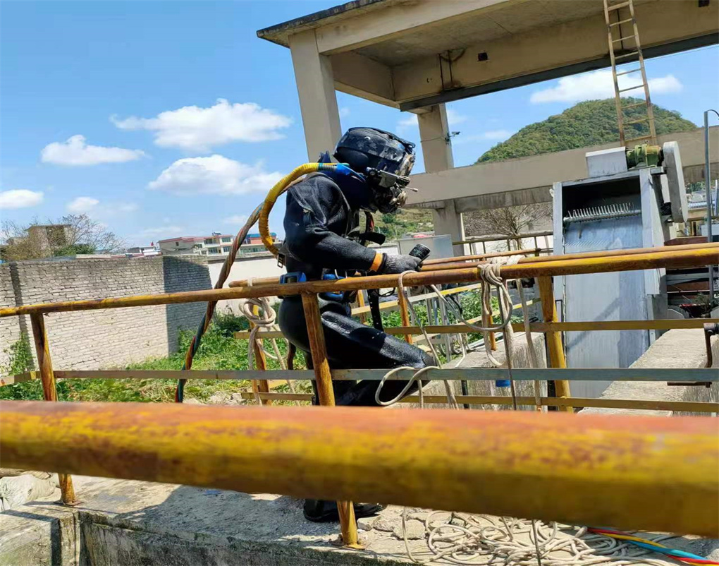 ʩ������